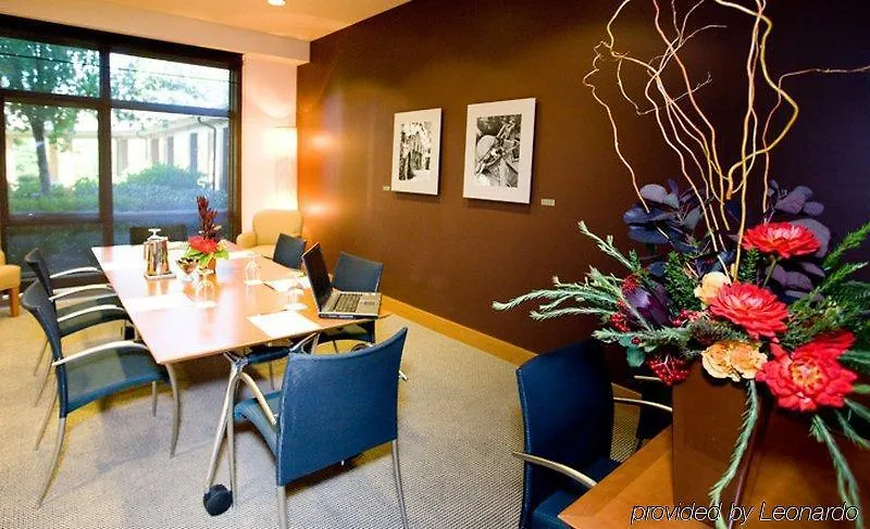 Cedarbrook Lodge SeaTac