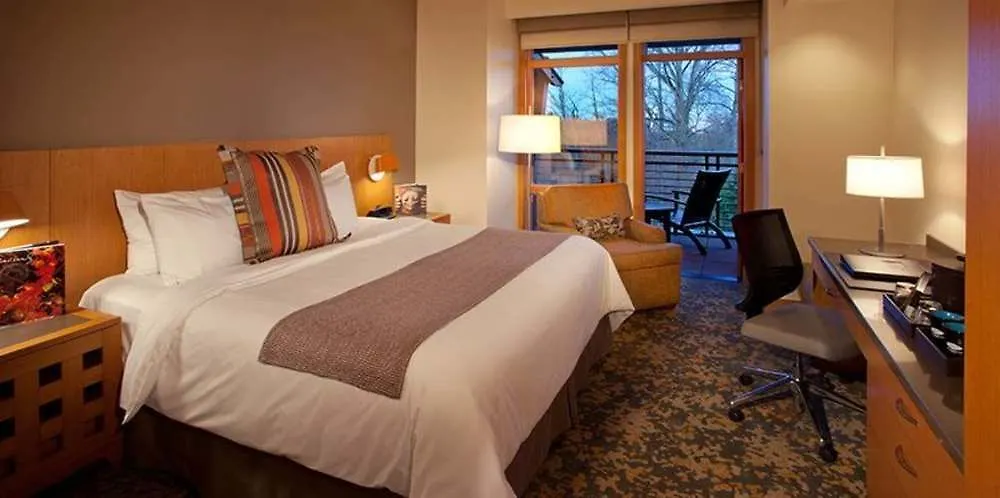 Cedarbrook Lodge SeaTac